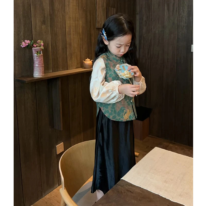 现货）儿童春夏国风童装新中式森系绿色猫咪马甲服装衬衫裙子套装