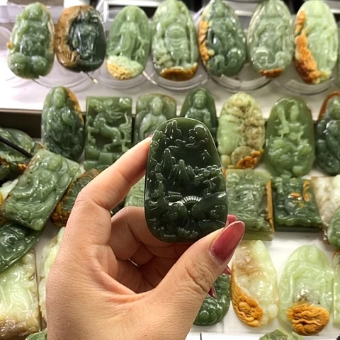 和田玉未镶嵌挂件