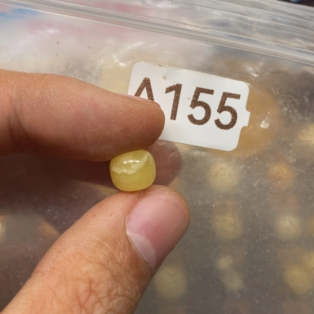 摩***开蜜蜡未镶嵌裸石好