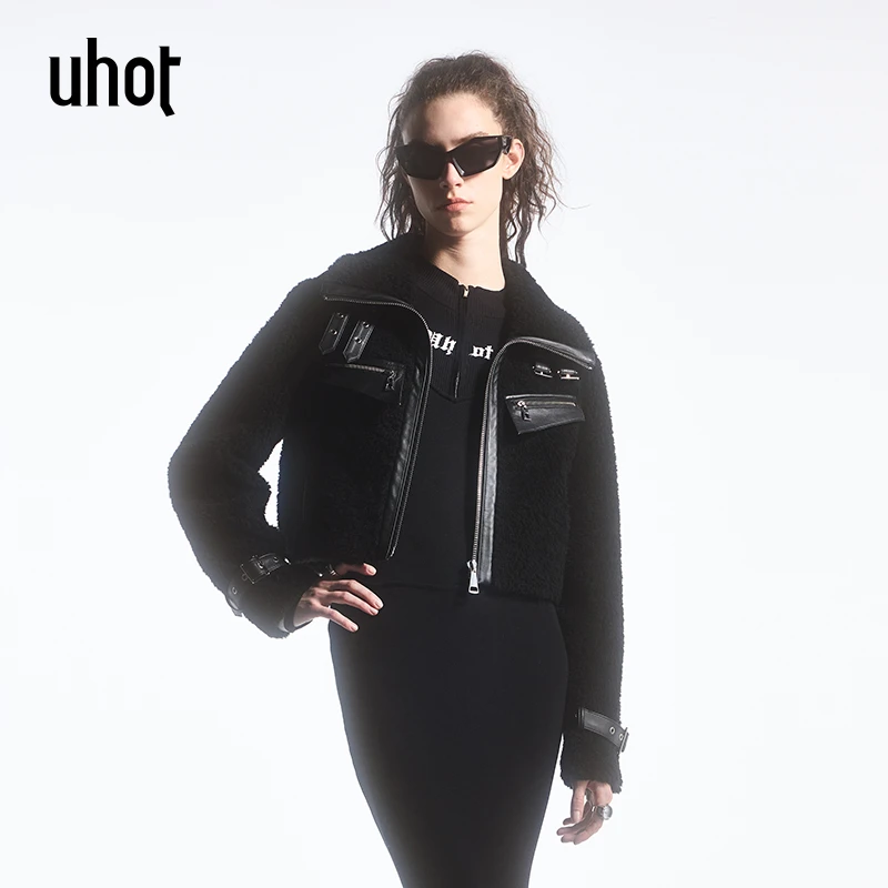uhot 黑色外套 配：袖袢 UWFW1W204