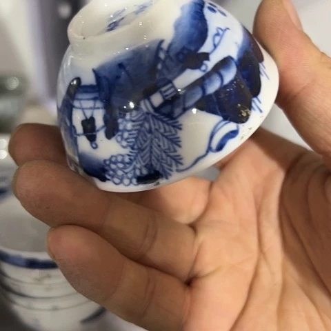 你不去上班呀么啊哈哈呵呵不用理