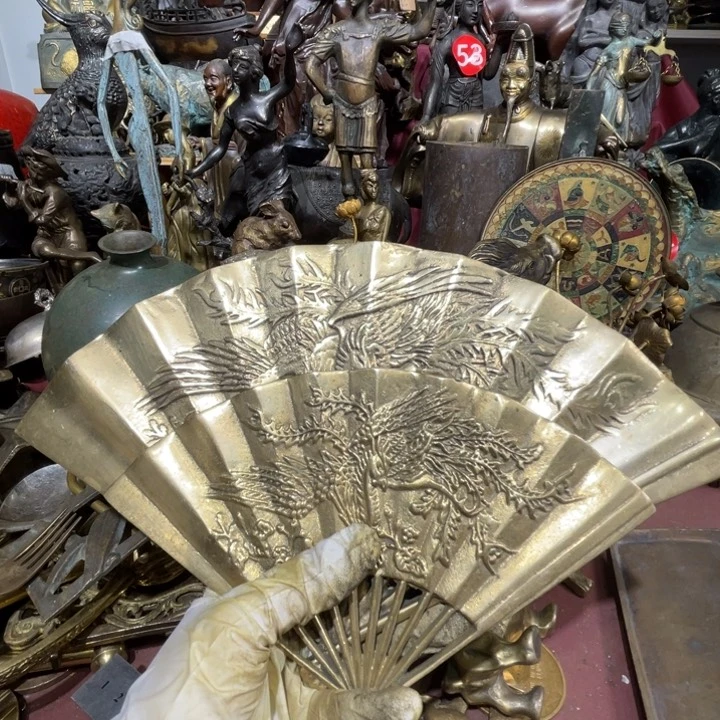 董*军大阪回流铜器摆件