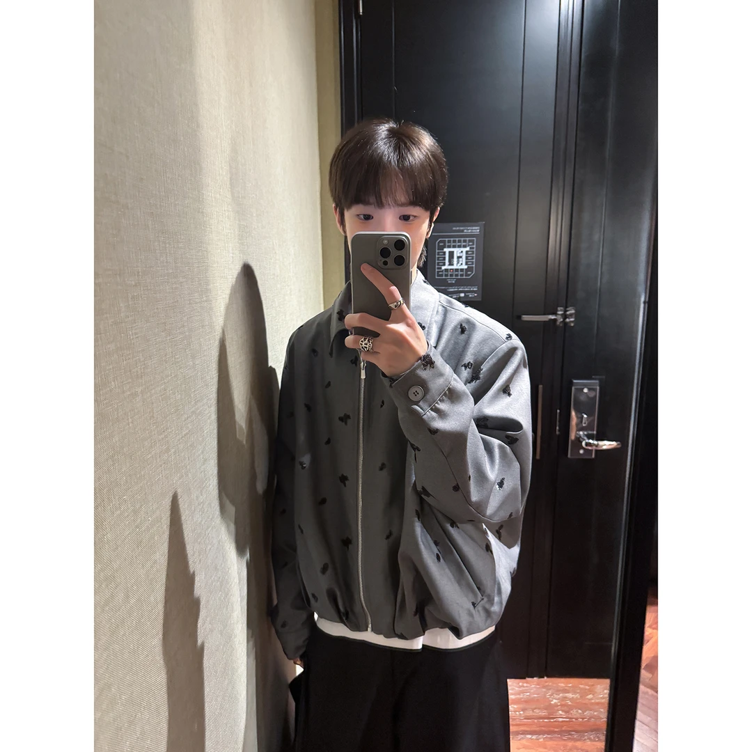 高林凡 时髦感爆棚/黑色亮片点缀短款纯色翻领夹克外套男女同款