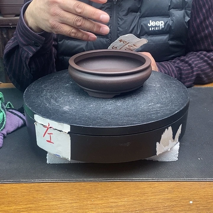 紫砂花盆货号一只WP91