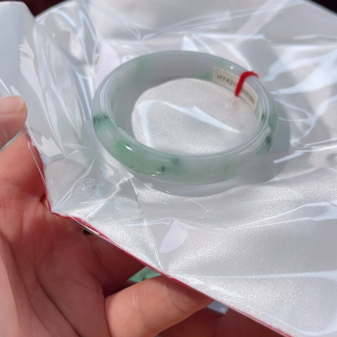 翡翠未镶嵌手镯60无大纹裂48小时鉴赏微棉石筋