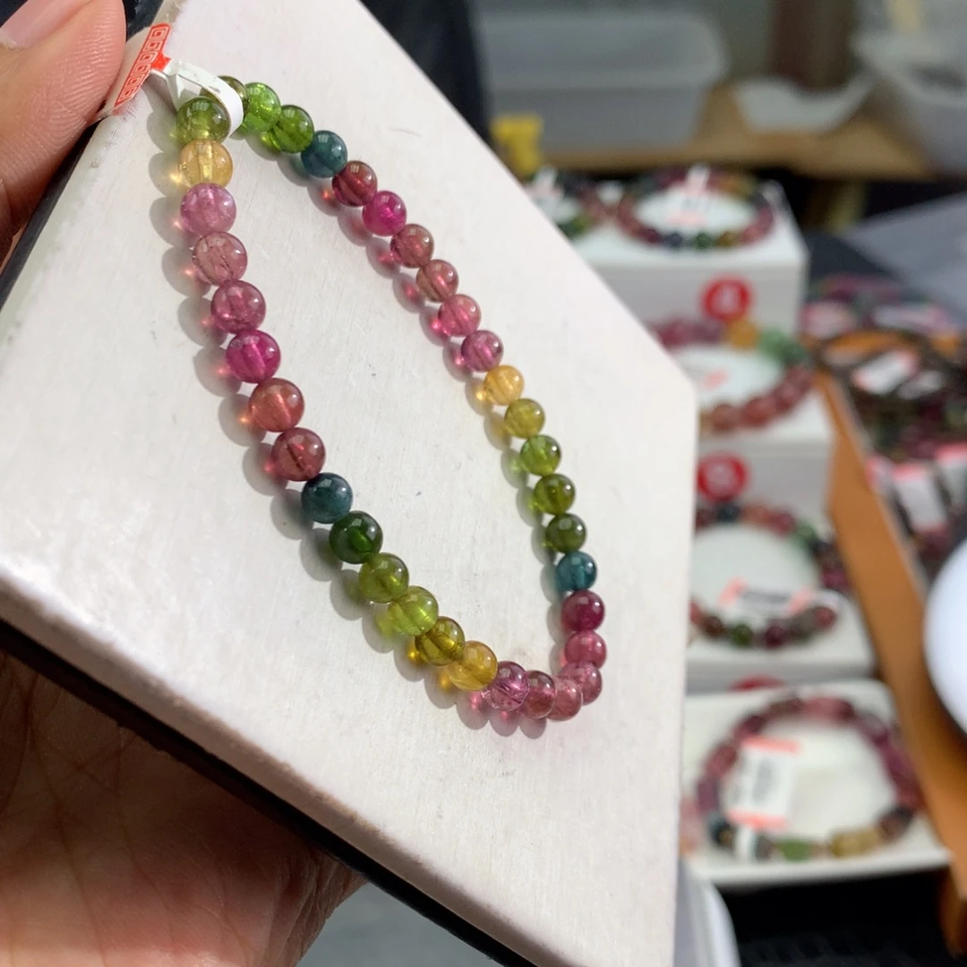 未镶嵌手链碧玺     5mm。