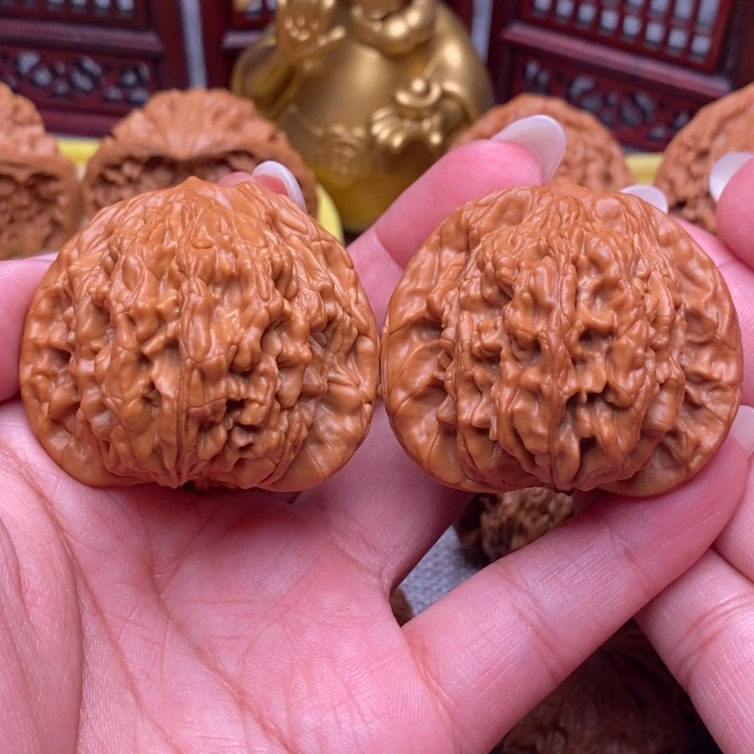 蟹****文玩核桃把件粗筋虎45全