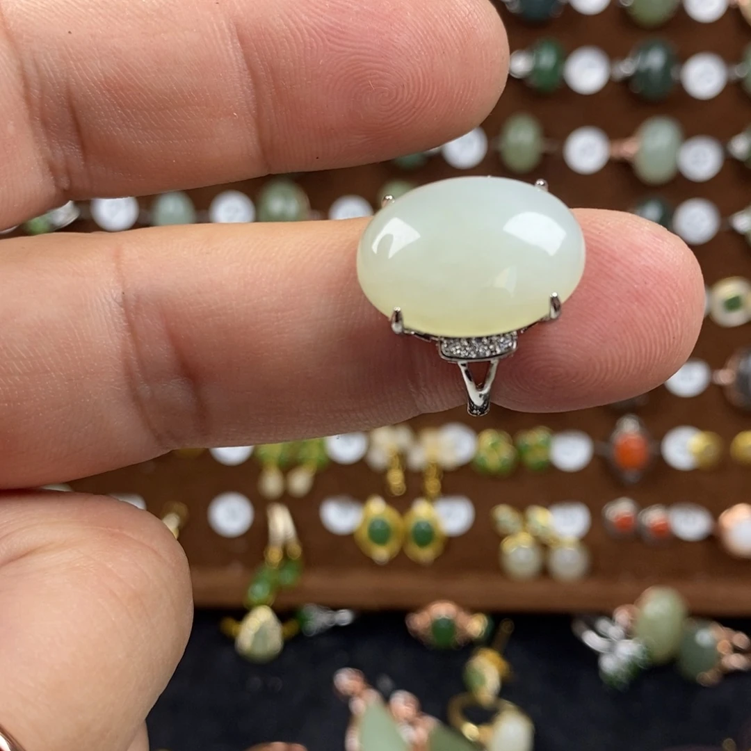 和田玉（白玉）戒指合金
