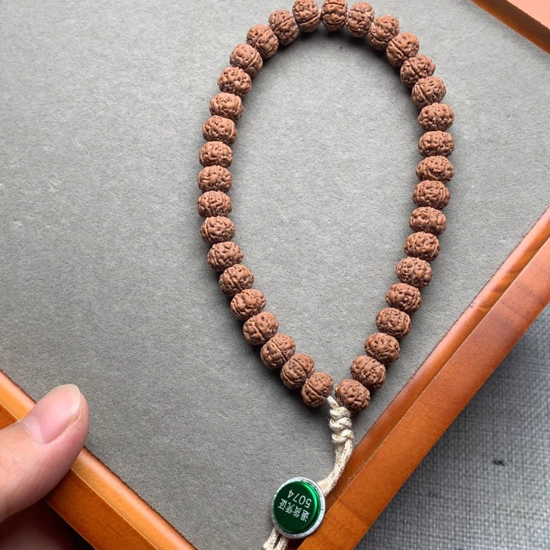 金刚菩提吊坠雕**光老树王