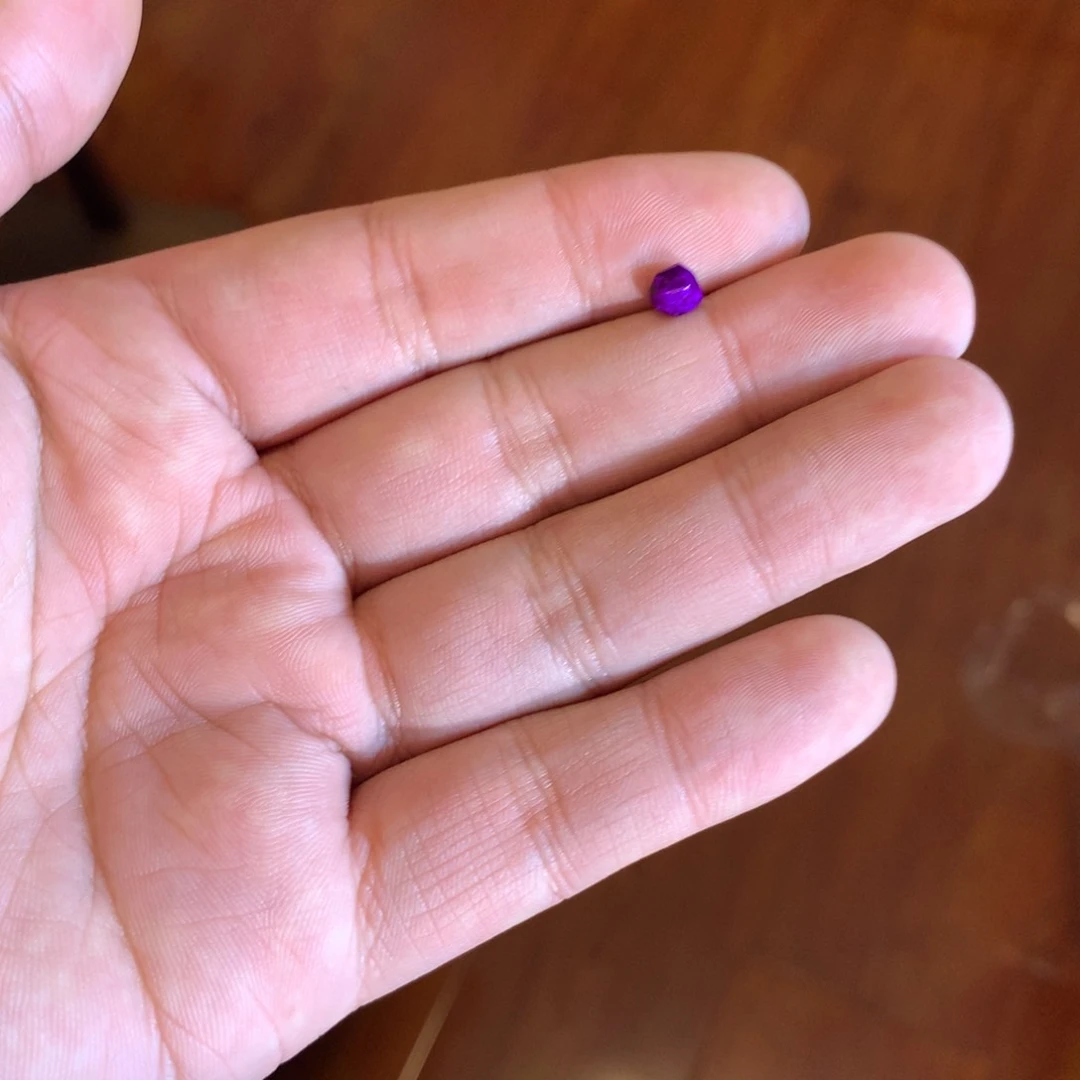 苏纪石（舒俱来）裸石未镶嵌小***籽