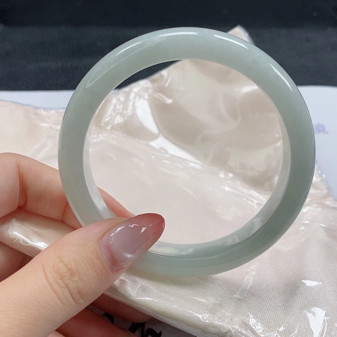 【闪购商品】翡翠手镯未镶嵌421号