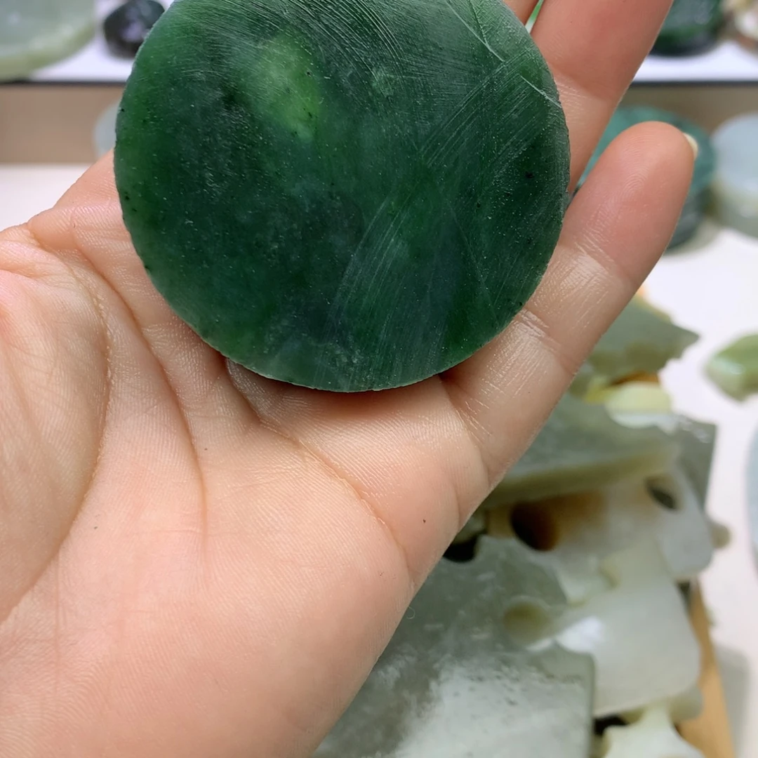 和田玉（糖玉）未镶嵌珠宝半成品