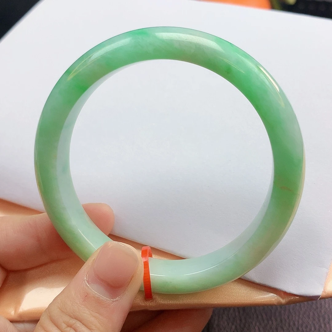 翡翠手镯未镶嵌58圈0787