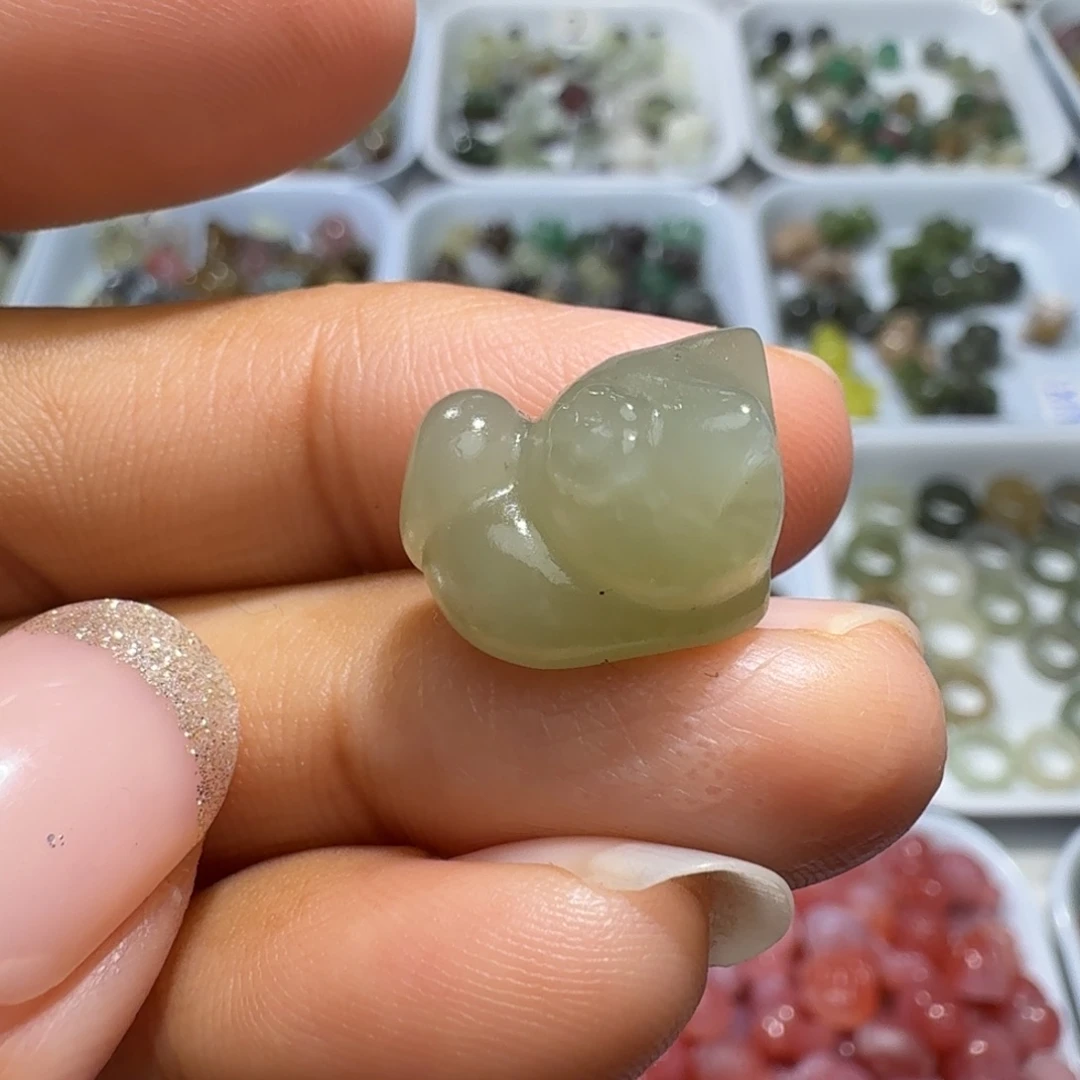 和田玉未镶嵌珠宝奇石