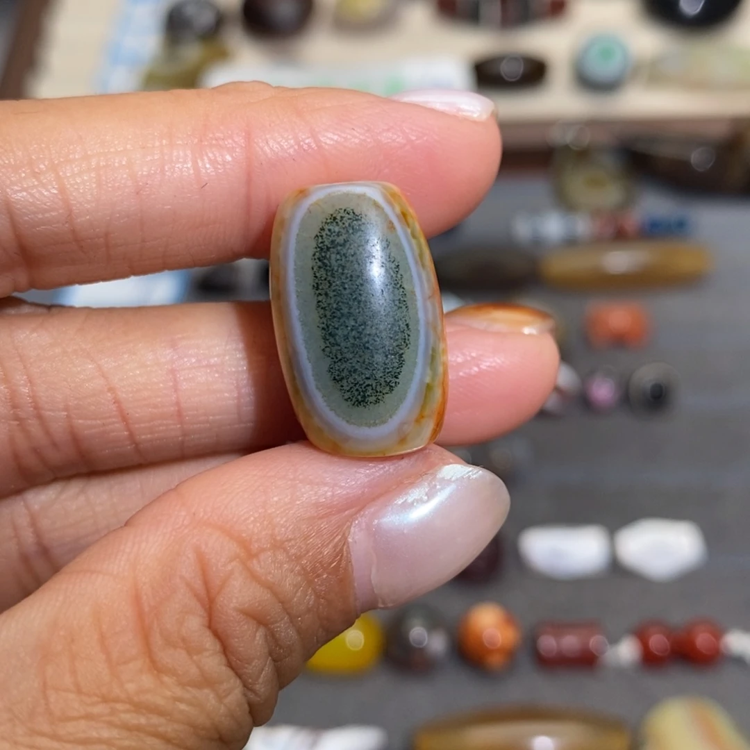 左***叶玛瑙/玉髓未镶嵌手链