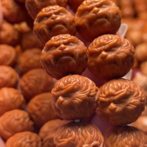 猴头核桃手串大**沙舞台