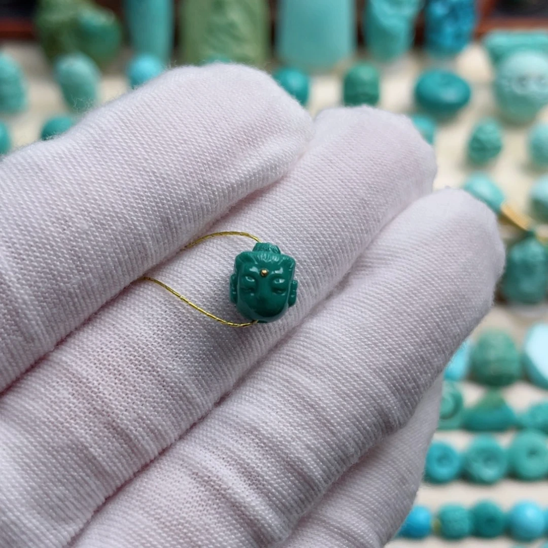 未镶嵌绿松石珠宝奇石