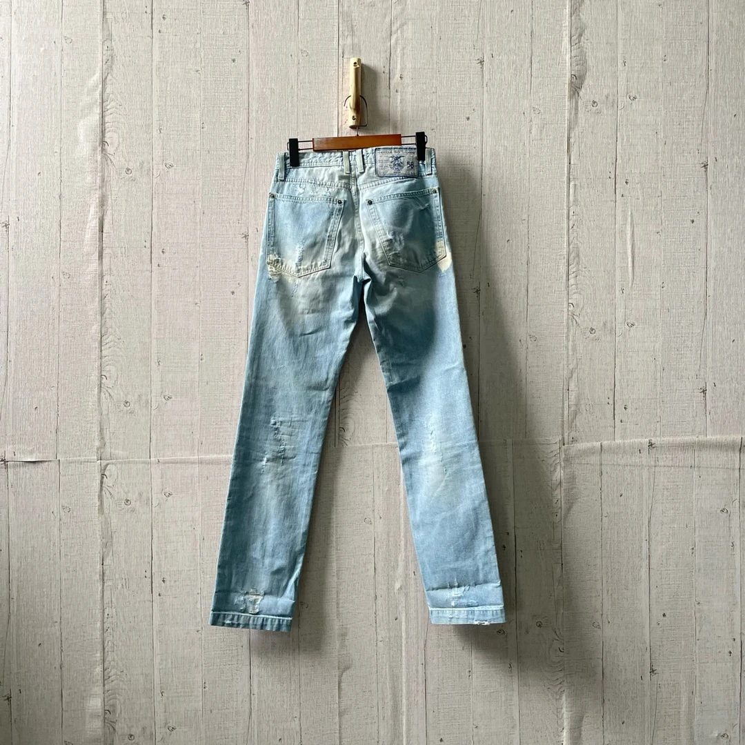 95新  （cc）DG 蓝色水洗破坏牛仔裤 28码/污渍/203255