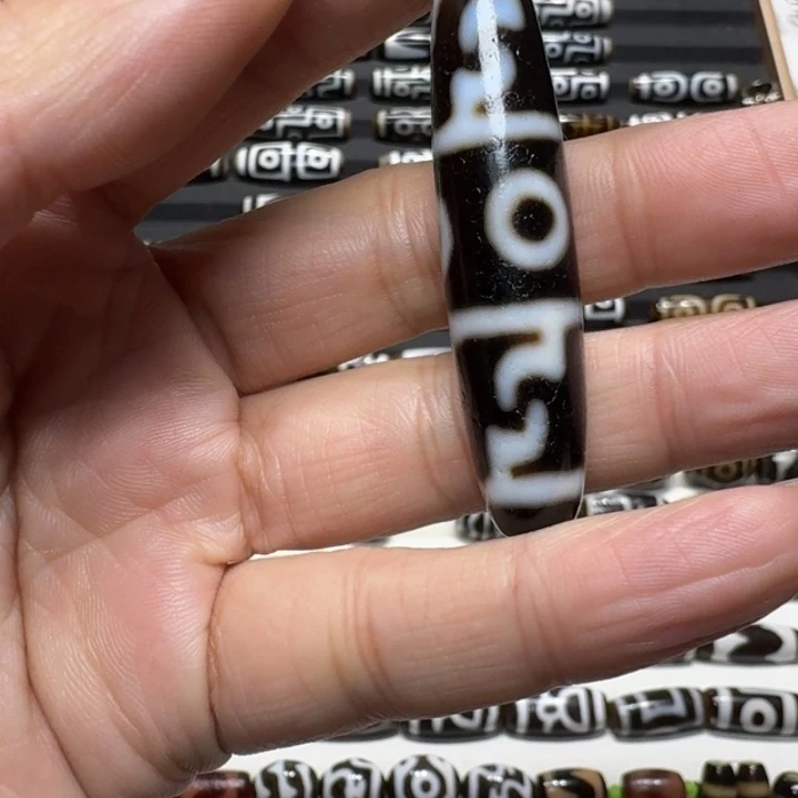 太***雨玛瑙/玉髓未镶嵌颈饰