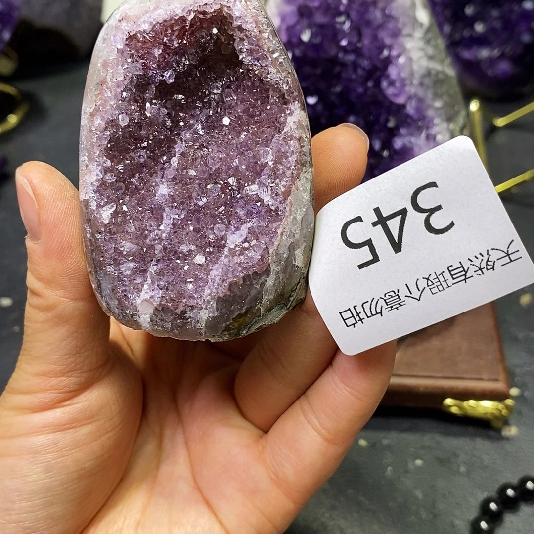 未镶嵌水晶大型摆件（非配饰）