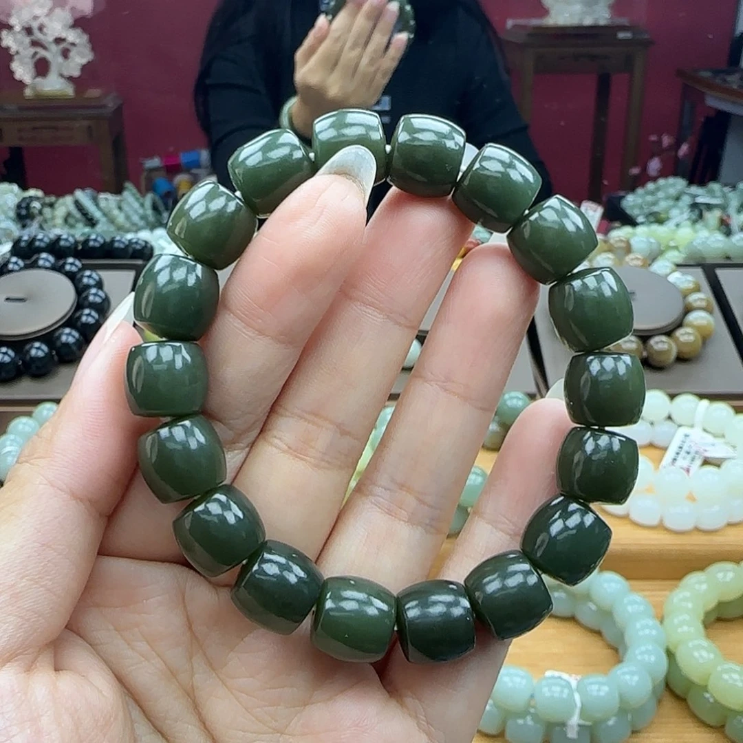 和田玉未镶嵌手串
