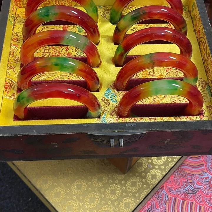 汇***杰瓷片大哥你好请问有钱不给