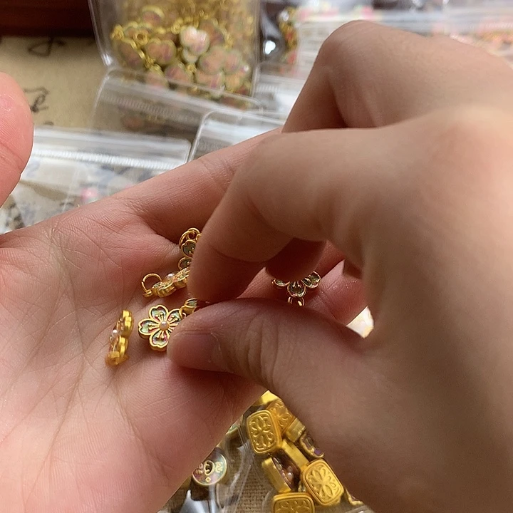 铜合金可爱系列满3单飞10