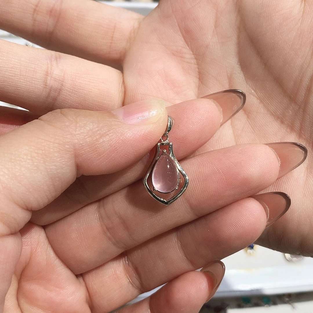 银S925镶嵌芙蓉石颈饰