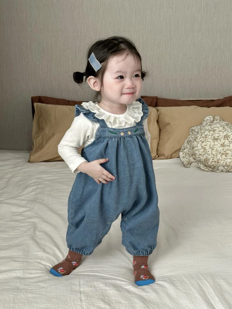 女童背带连体裤套装婴儿女宝宝牛仔连体衣打底衫洋气秋装两件套