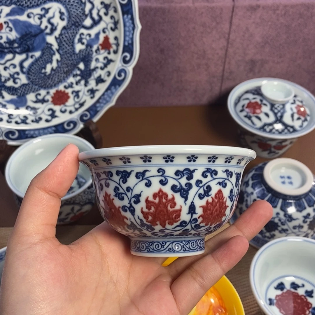 陶阳春白雪釉里红缠枝莲大压手杯