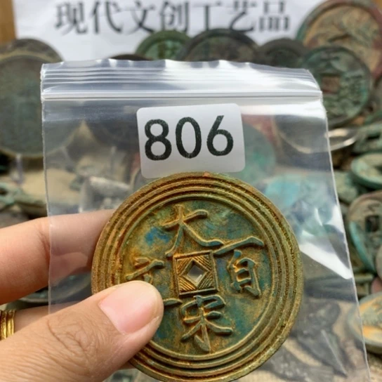 铜奔**?现代文创工艺品