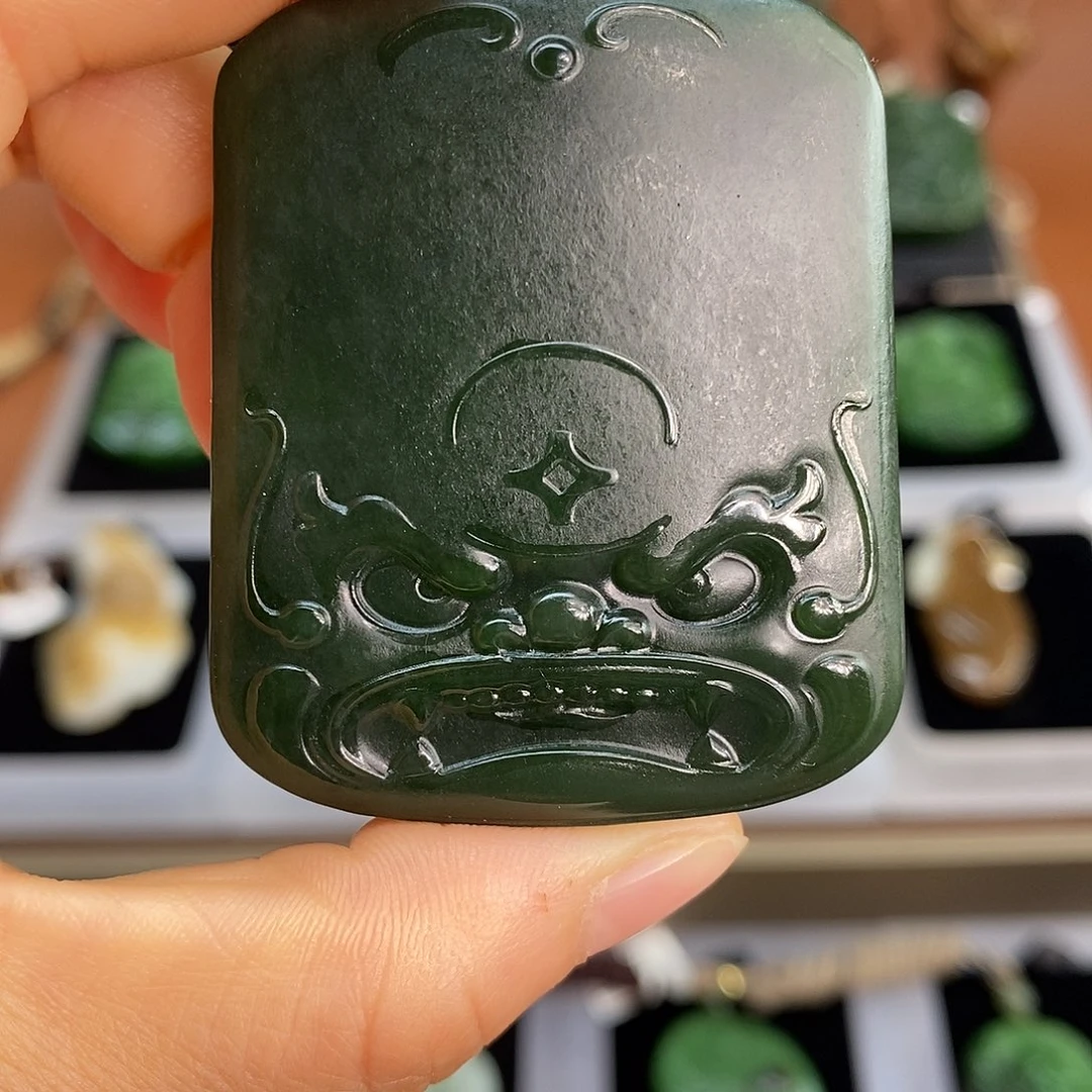 和田玉未镶嵌吊坠(不含链)