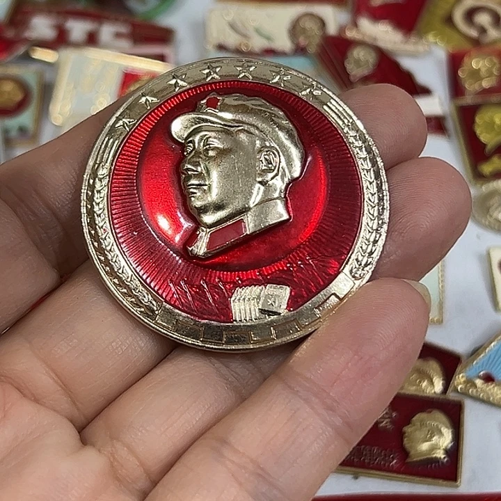 M***店其他普通金属纪念章