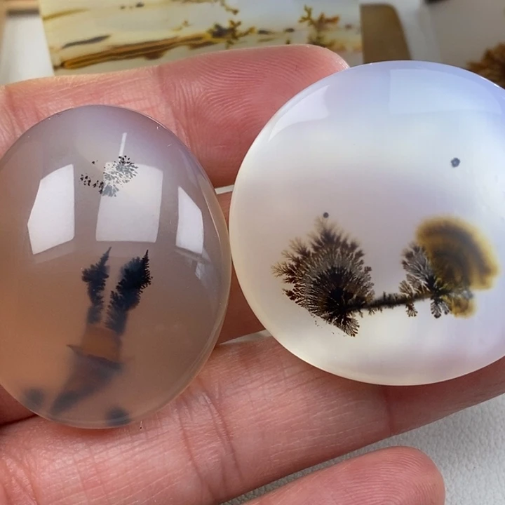 水***社玛瑙/玉髓未镶嵌珠宝奇石