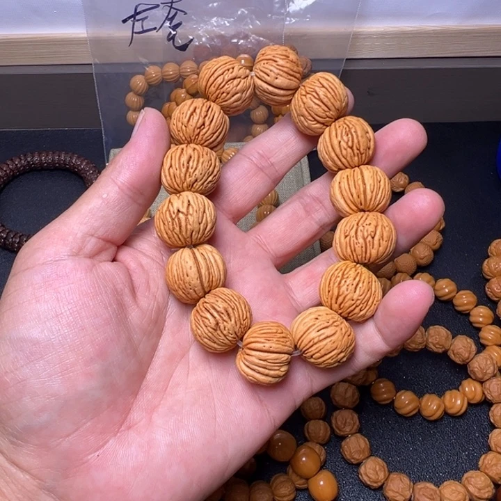 S***T猴头核桃手串大桃核