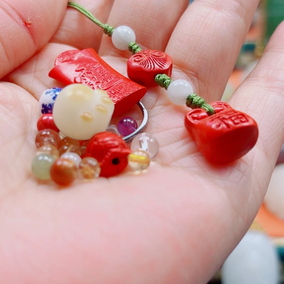 开****翡翠未镶嵌颈饰多样性发货一件