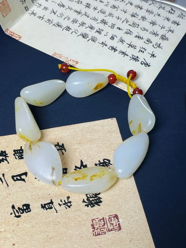 新疆和田玉白玉洒金皮原石手串/手链/暖白无伤无裂细腻油润