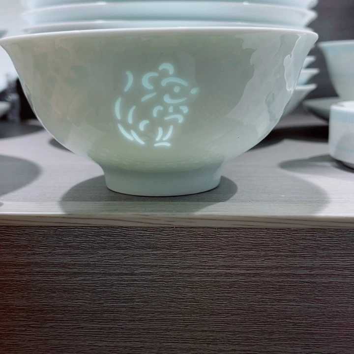 青花瓷器5寸饭碗。鼠