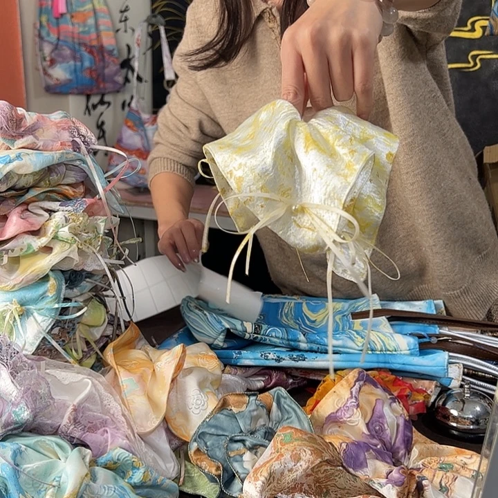 青***阳081方巾发圈不退不换