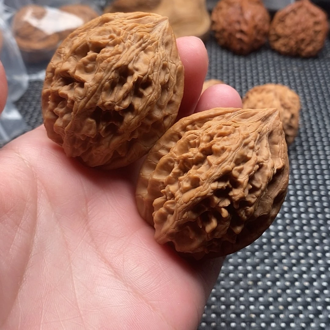 文玩核桃吊坠核桃
