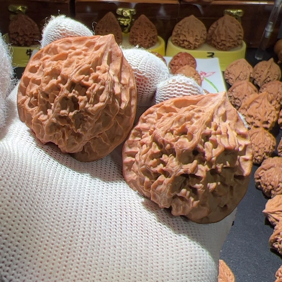 文玩核桃把件收***宝入云龙