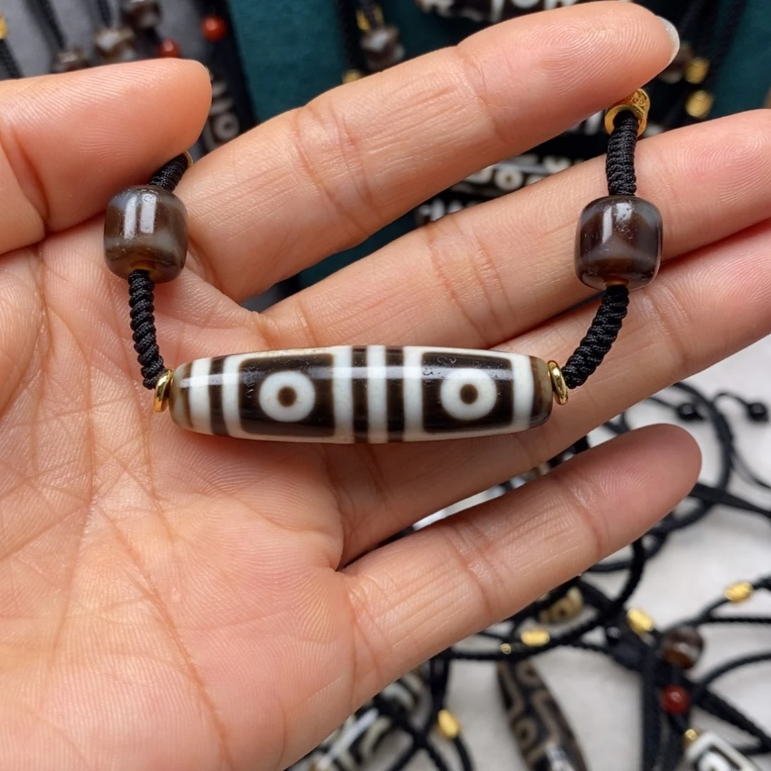 玛瑙/玉髓颈饰合金阿****民