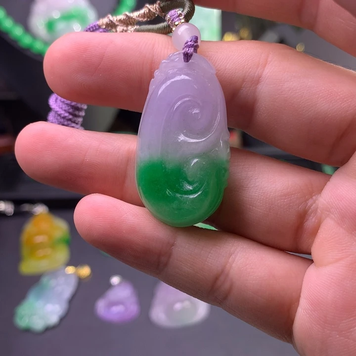 翡翠未镶嵌颈饰吊坠