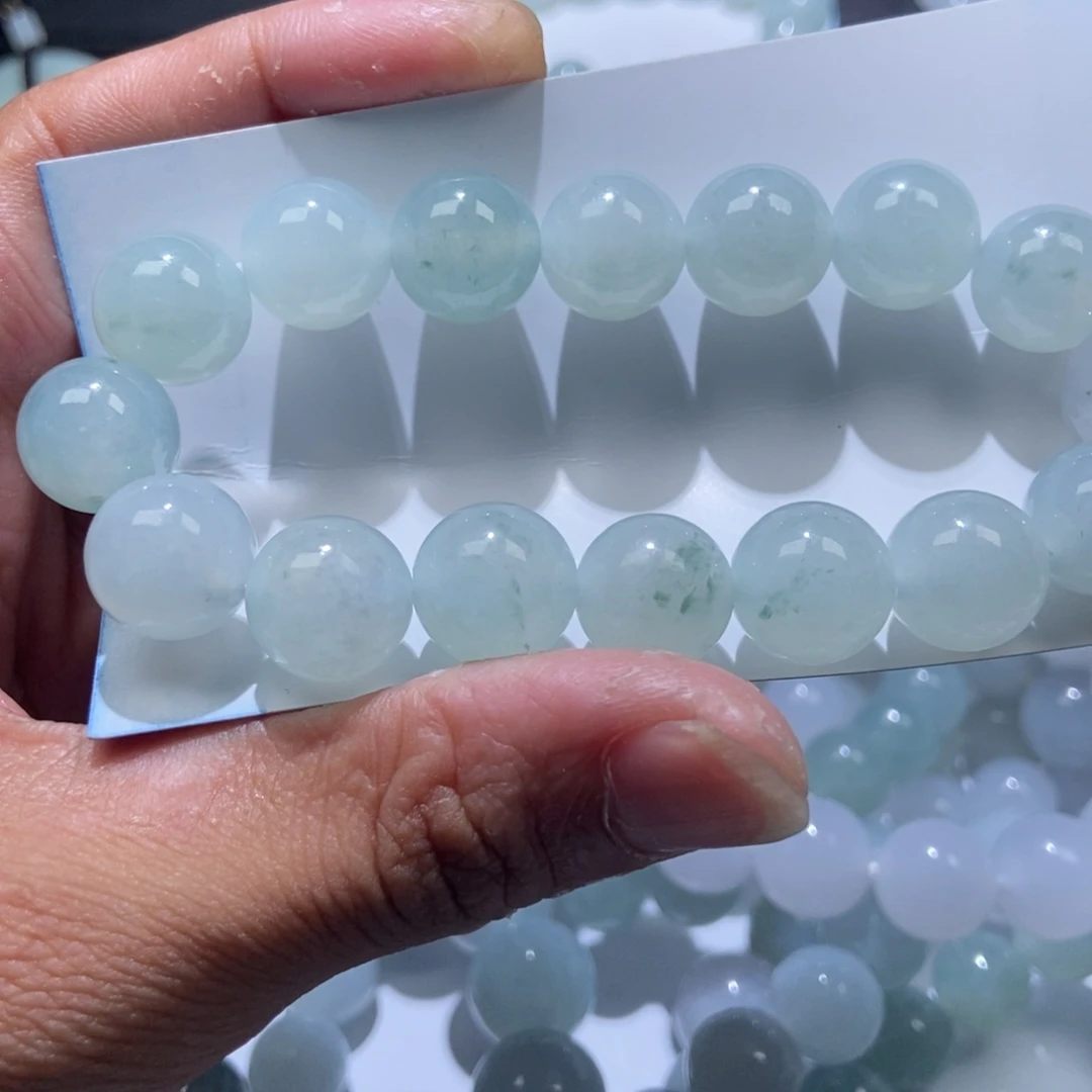 姚****定制翡翠未镶嵌手串