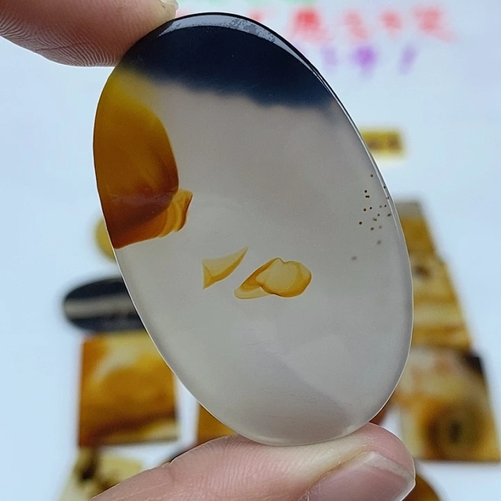 玛瑙/玉髓未镶嵌珠宝半成品
