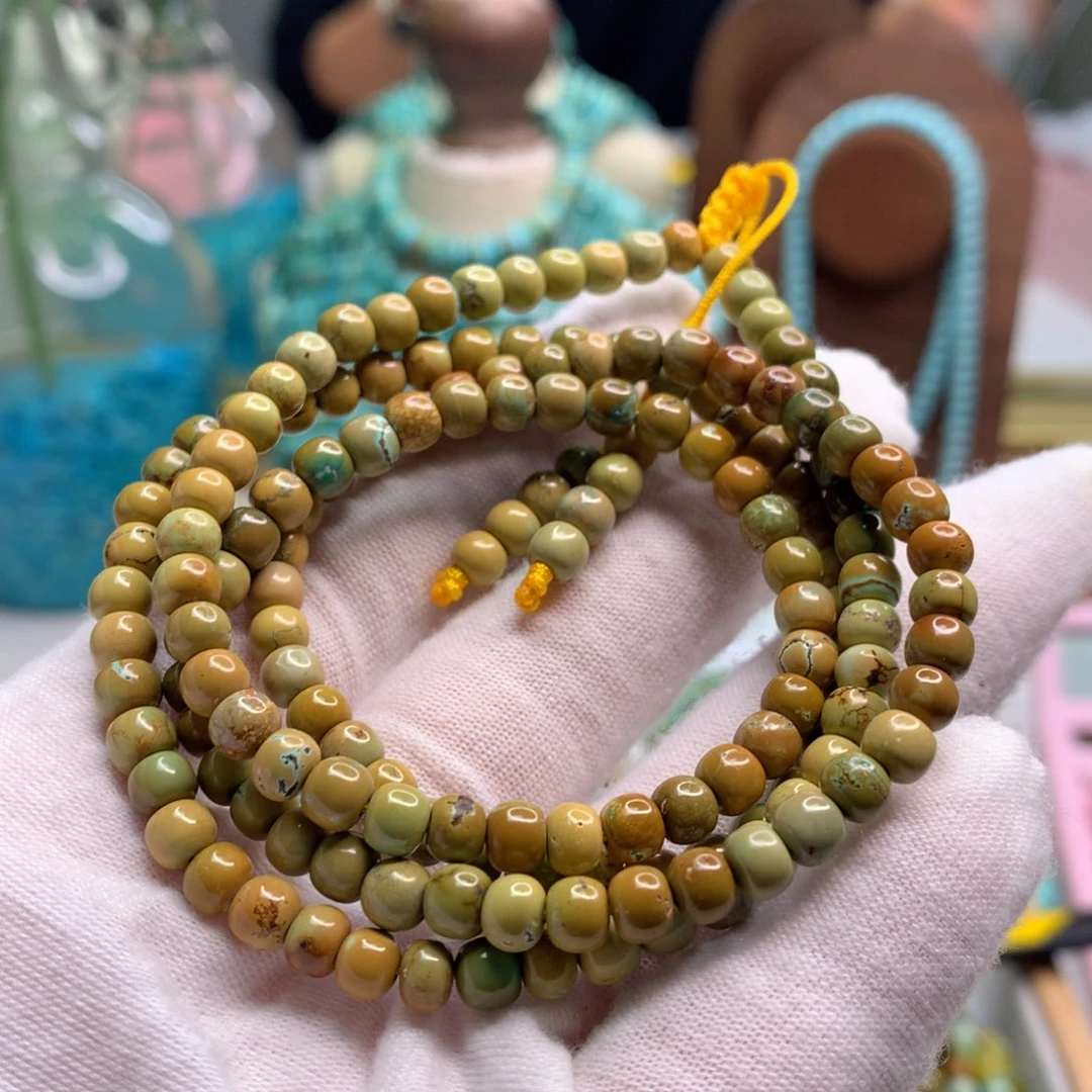 绿松石未镶嵌饰品