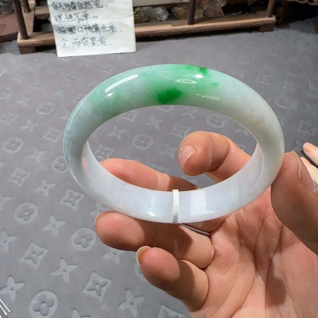 翡翠未镶嵌手镯58圈口