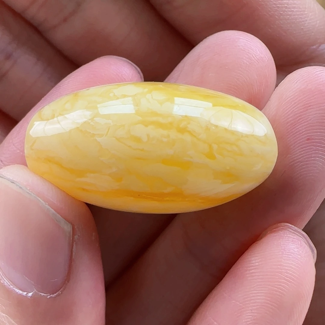 琥珀裸石未镶嵌蜜蜡