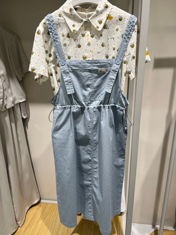 VV 45823夏季时尚减龄背带连衣裙短袖碎花衬衫里外两件套穿搭