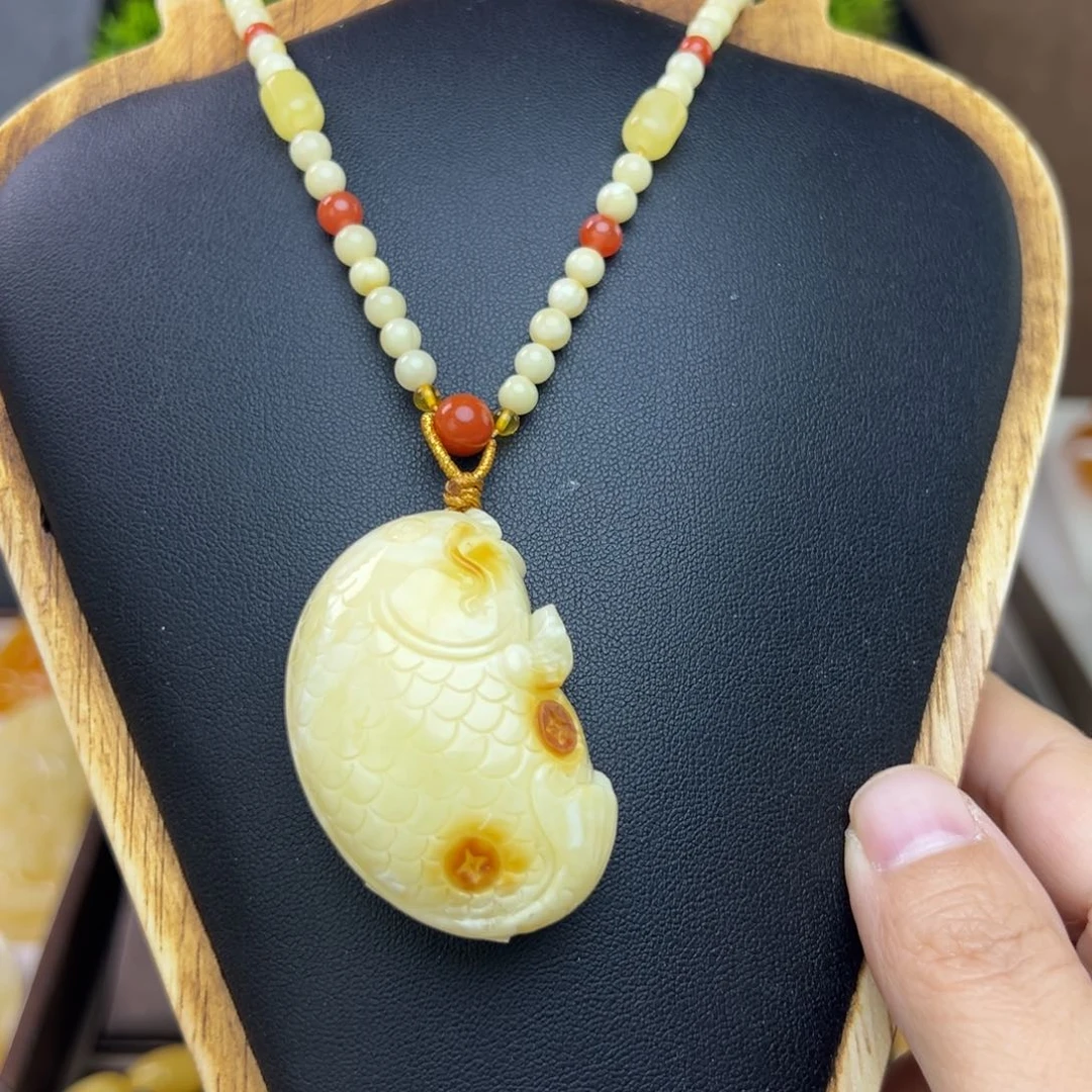 蜜蜡吊坠(赠链)未镶嵌